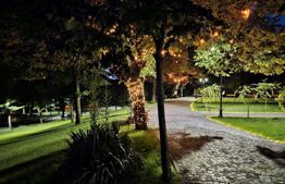 Apartament de 4 camere, 130 mp, centrala termica, zona catedrala Sf. Dumitru