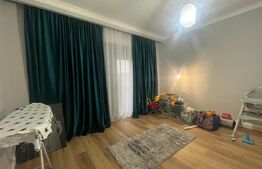 Casa deosebita, 170 mp utili, zona sud-estica, cu pompa de caldura si panouri 