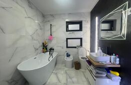 Casa deosebita, 170 mp utili, zona sud-estica, cu pompa de caldura si panouri 