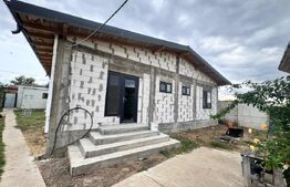 Casa de vânzare, 130 mp utili