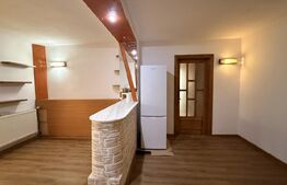 Apartament 3 camere decomandat, et. 1, 72 mp, zona 1 Mai