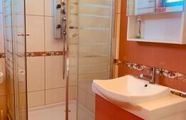 Vilă 380mp, cu panoramă și curte de 2100 mp în Cârcea