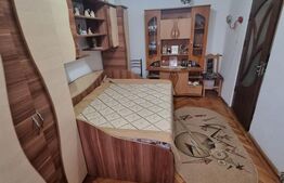 Apartament 2 camere decomandate, 52mp, etaj 1/2, in Filiasi, centru