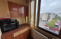 Apartament 3 camere, 75 mp, zona Sarari
