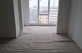 Apartament 3 camere, 2 bai, 90 mp, zona Promenada