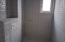 Apartament 3 camere, 2 bai, 90 mp, zona Promenada