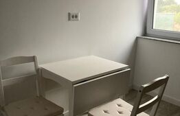 Garsoniera, decomandata, 37 mp, zona Cornitoiu