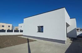 Casa individuala plan parter, 2 dormitoare, 473 mp teren, zona Magnolia