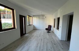 Casa 2 camere, 43 mp, zona Centrala