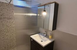 Casa 2 camere, 43 mp, zona Centrala