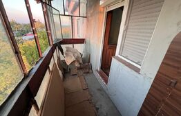 Apartament 3 camere, 77 mp, Craiovita Noua zona Rocada