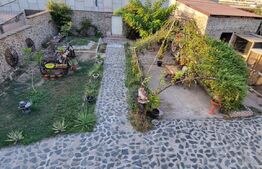 Casa, 170 mp, teren 1400 mp, zona Bariera Valcii 