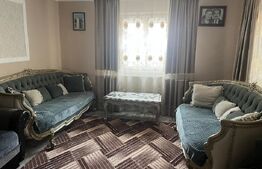 Casa de vanzare, 397 mp teren, zona Romanesti