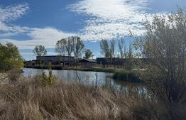 Teren intravilan 2070 mp langa lac PIELESTI, posibilitate RATE !!!