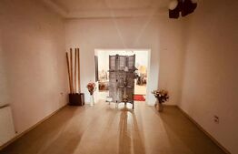 Showroom de inchiriat, 360 mp, zona Semi-centrala