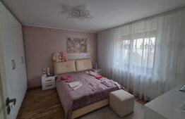 Casa, 200 mp, teren 1800 mp, Oras Bals