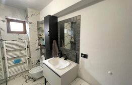 Apartament cu 3 camere, etaj 2, zona Ramada