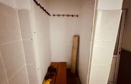 Spatiu comercial 121 mp, vitrina, 1 Mai