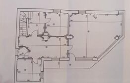 Spatiu comercial 121 mp, vitrina, 1 Mai