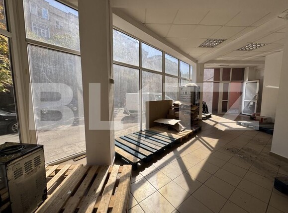 Spațiu comercial de închiriat 1 Mai - 180661SIC | BLITZ Craiova | Poza1