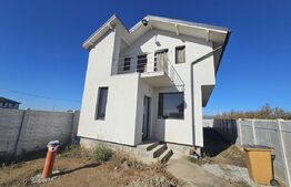 Casa individuala, P+M, 110 mpu, teren 350 mp, zona Simnicu de jos