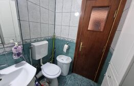 Apartament de 3 camere, 68 mp, zona Rovine