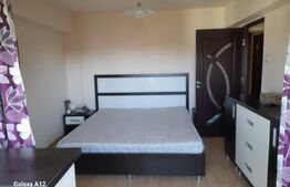 Apartament decomandat, 3 camere, 80 mp, zona Ramada