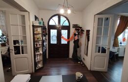 Casă de închiriat, 87 mp, zona Centrală