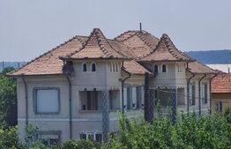 Casa, 740 mp, teren 1300 mp, zona Brestei