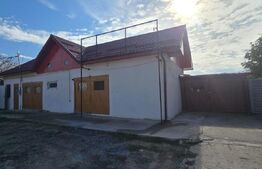 Spatiu comercial, 70 mp, zona Romanesti 