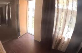 Casa parter , teren 1000 mp , panouri fotovoltaice, Simnicu de sus 