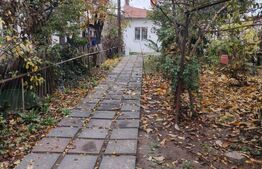 Proprietate in zona Parcului Romanescu, casa batraneasca si teren de 347 mp