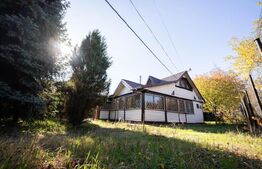 Casă de vacanță, teren 1000 mp, pârâu la limita proprietății,  Bratovoești 
