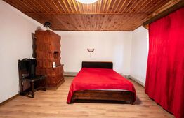Casă de vacanță, teren 1000 mp, pârâu la limita proprietății,  Bratovoești 