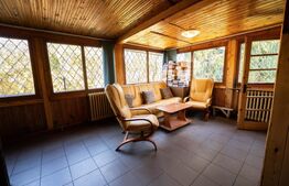 Casă de vacanță, teren 1000 mp, pârâu la limita proprietății,  Bratovoești 
