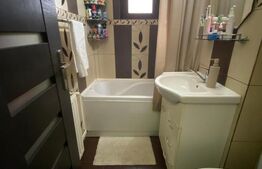 Apartament 3 camere, 66.8 mp, zona Niela