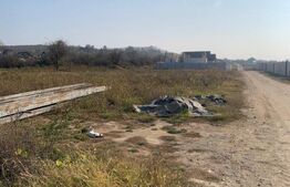 Teren intravilan, 442 mp, front 24 m, zona Plaiul Vulcanesti