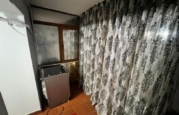 Apartament 2 camere ,decomandat, zona Facultatea de sport