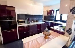 Apartament de 4 camere, 98 mp, centrala, aer conditionat, zona McDonald's