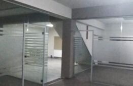 Spatiu pentru birouri, vitrat, 195 mp utili, zona Riului/stadion