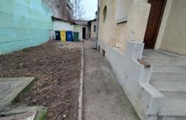 Casa de renovat, 182 mp curte, 100 mp utili, zona Dezrobirii