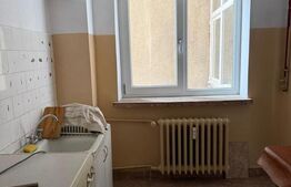 Apartament 3 camere, 70.40 mp, zona Calea București