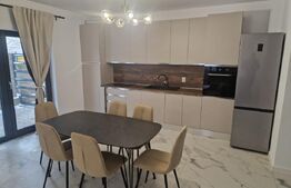 Apartament 3 camere, 87 mp, zona Damila