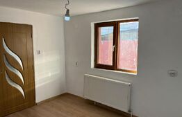 Casa pe parter, 74 mp, 100 mp teren, Bresti