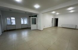 Spatiu birouri, 120 mp, vad auto si vitrina, zona Imparatul Traian