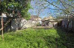 Proprietate semi-centrala, casa demolabila, teren 327 mp, zona 1 Mai