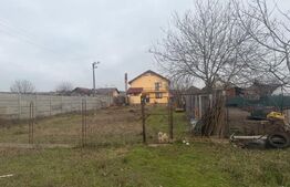 Teren intravilan, 2500 mp, front stradal 30 m, Simnicu de Sus