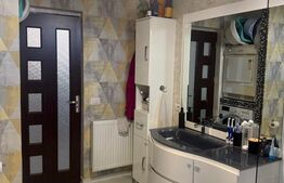 CASA DEOSEBITSA MOBILATA in stil italian ,zona podul VIORELE , teren 280 mp