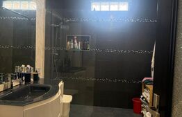 CASA DEOSEBITSA MOBILATA in stil italian ,zona podul VIORELE , teren 280 mp