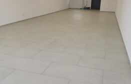 Spatiu comercial, 122 mp, zona FORD 